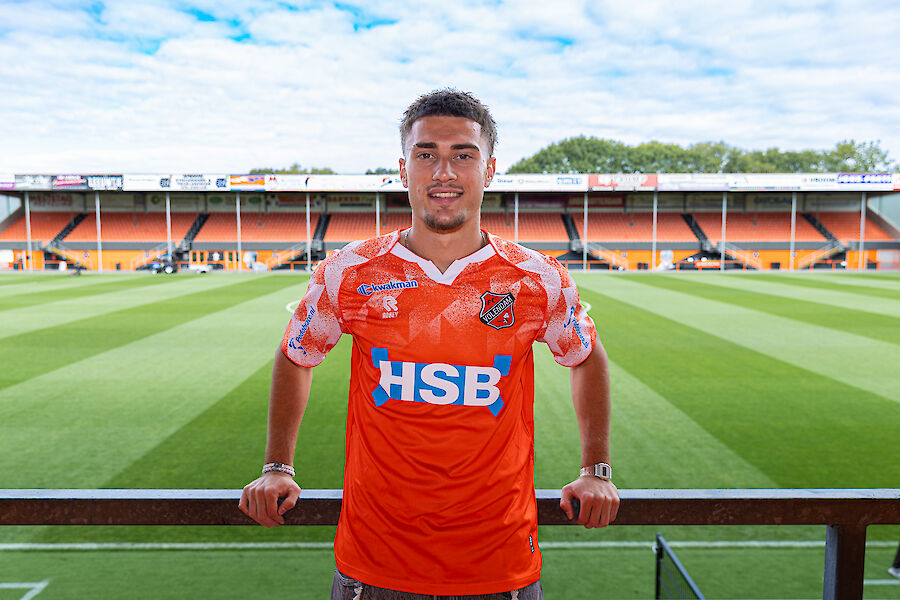 星空体育官网-官方：福伦丹租借沙勒罗瓦前锋德斯科特，合同附带买断条款