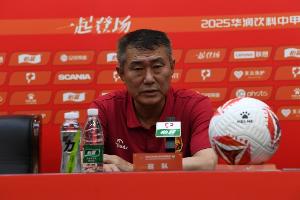 星空体育入口-大连鲲城执行主教练：球队士气很高，相信明天球队会奉献精彩比赛