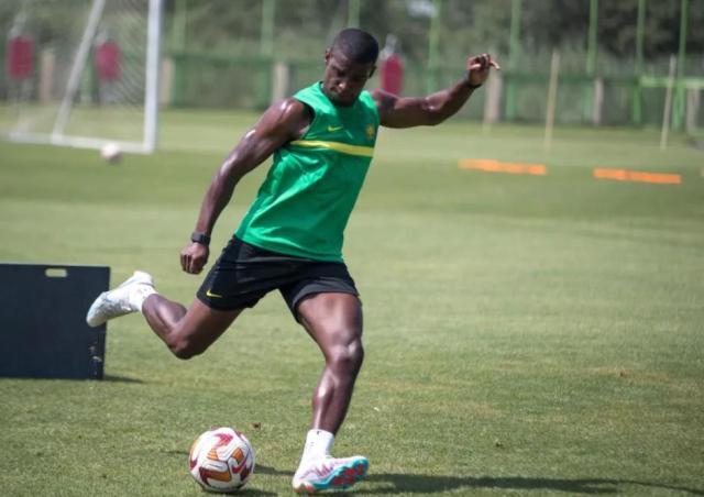 星空体育下载-法比奥：从小看于大宝比赛 加盟国安是上帝给机会