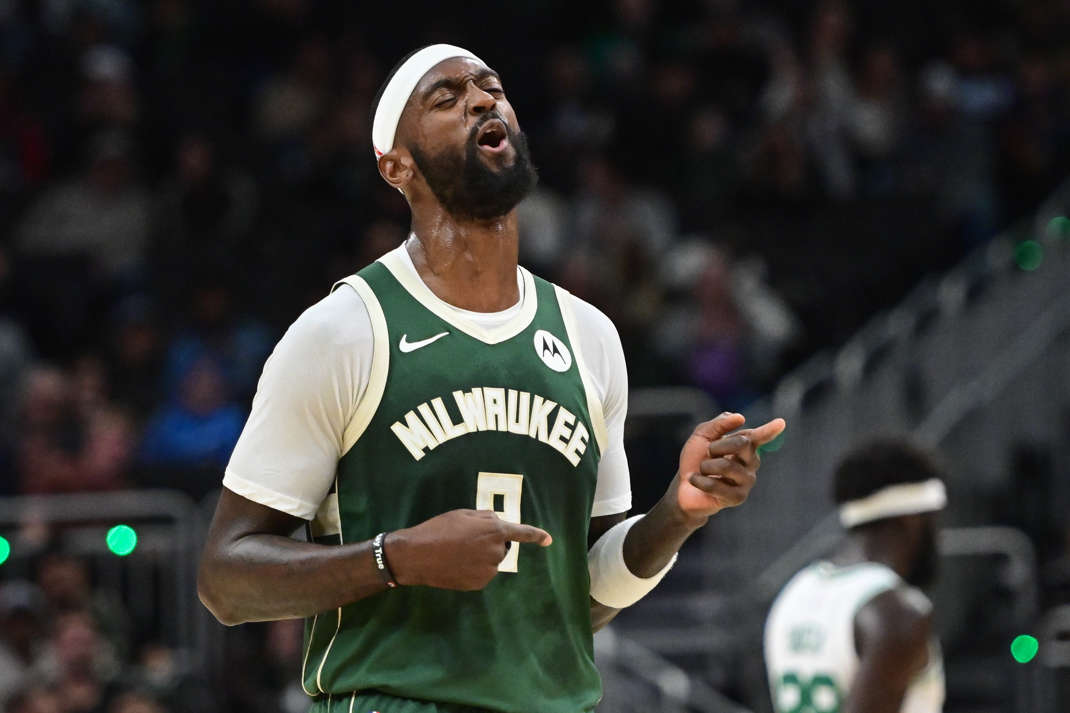 星空体育下载-这么多铁人！波蒂斯&amp;罗林斯&amp;哈里斯半场合计14中2仅拿7分